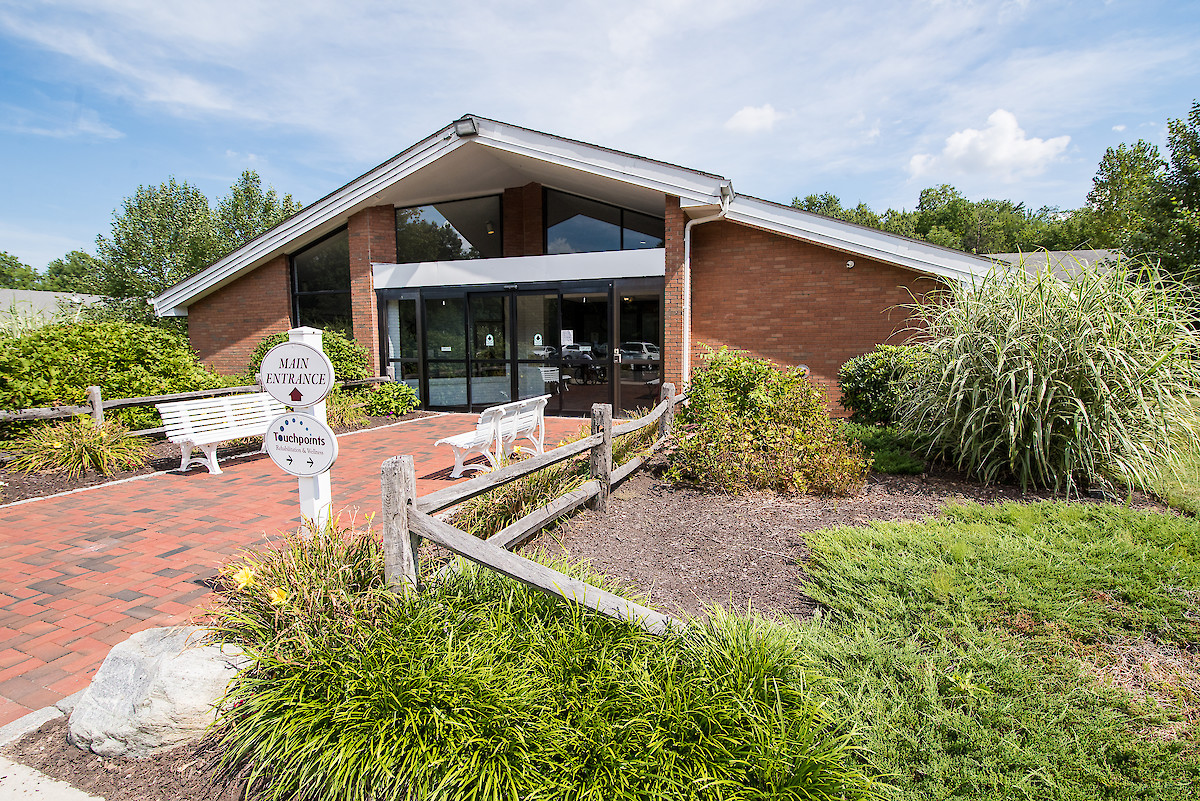 Bloomfield, CT Rehabilitation Center - Touchpoints at Bloomfield